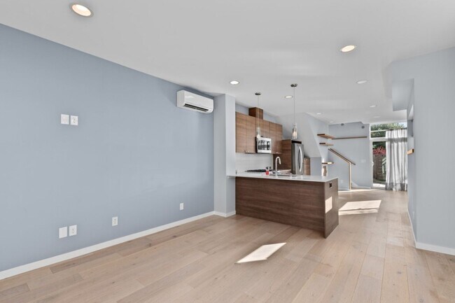Foto del edificio - 2Bd/1.75Ba Seattle Townhouse
