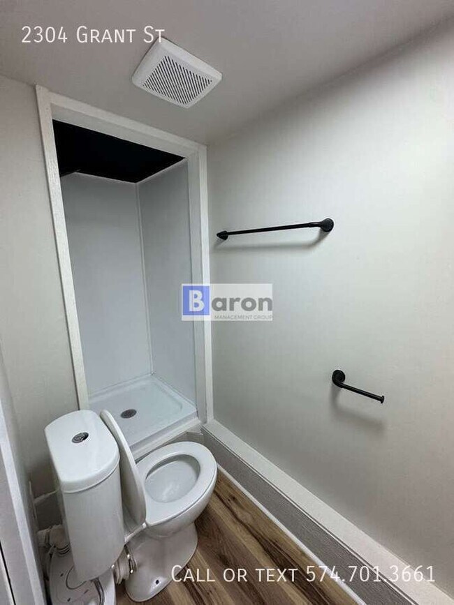 Foto del edificio - 2304 Grant St