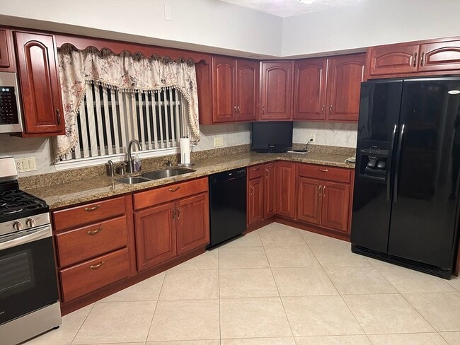 Foto del edificio - 58 Maple St