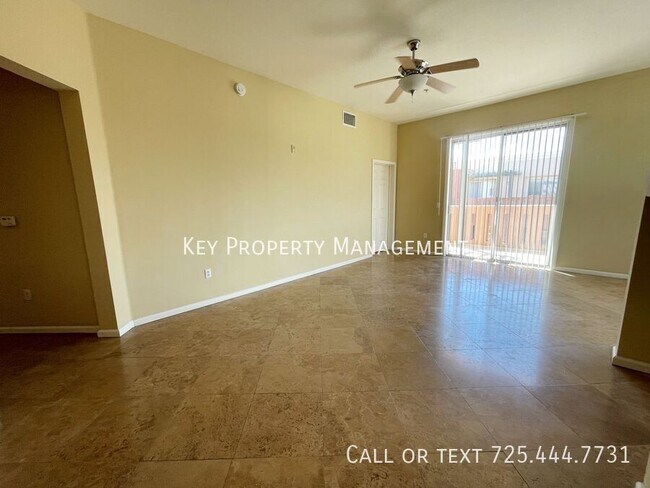 Building Photo - 2 BEDROOM HIGHLY UPGRADED PARK AVENUE CONDO!