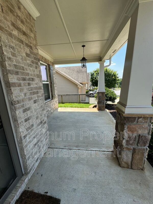 Foto del edificio - 983 Ensign Peak Ct