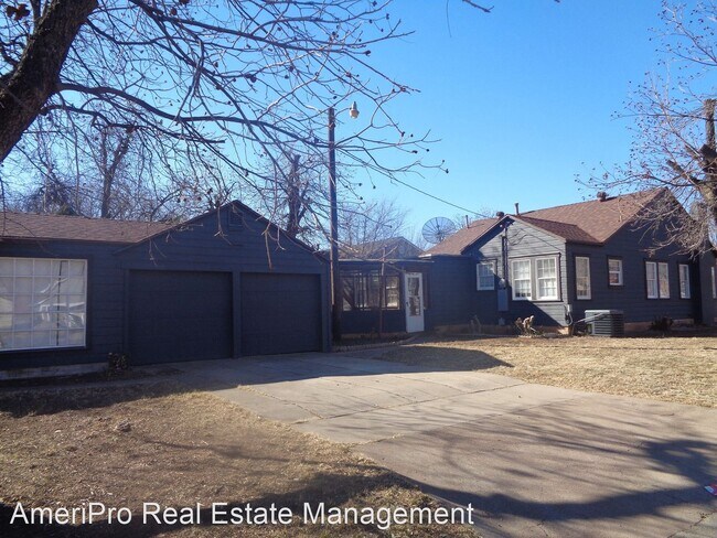 Foto del edificio - 3 br, 2 bath House - 1801 CHESTNUT ST
