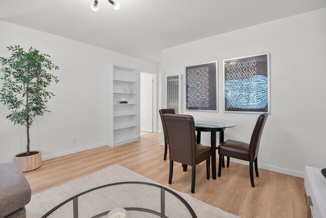 Foto del edificio - 2330 8th St