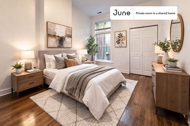 Building Photo - Room in Shared 3 bed/2 bath home