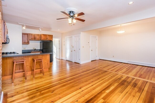 Foto del edificio - 35 E Springfield St