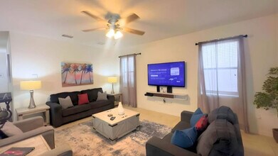 Building Photo - 9024 Shadow Mountain St