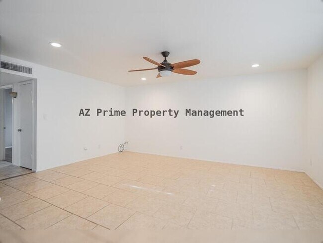 Building Photo - 12028 N 22ND ST, PHOENIX AZ