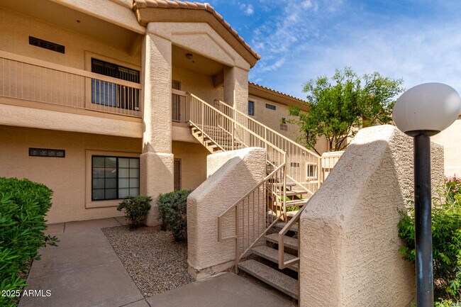 Foto del edificio - 9253 N Firebrick Dr