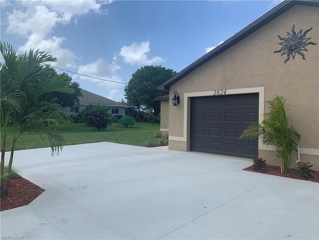 Building Photo - 2824 SW 7th Pl