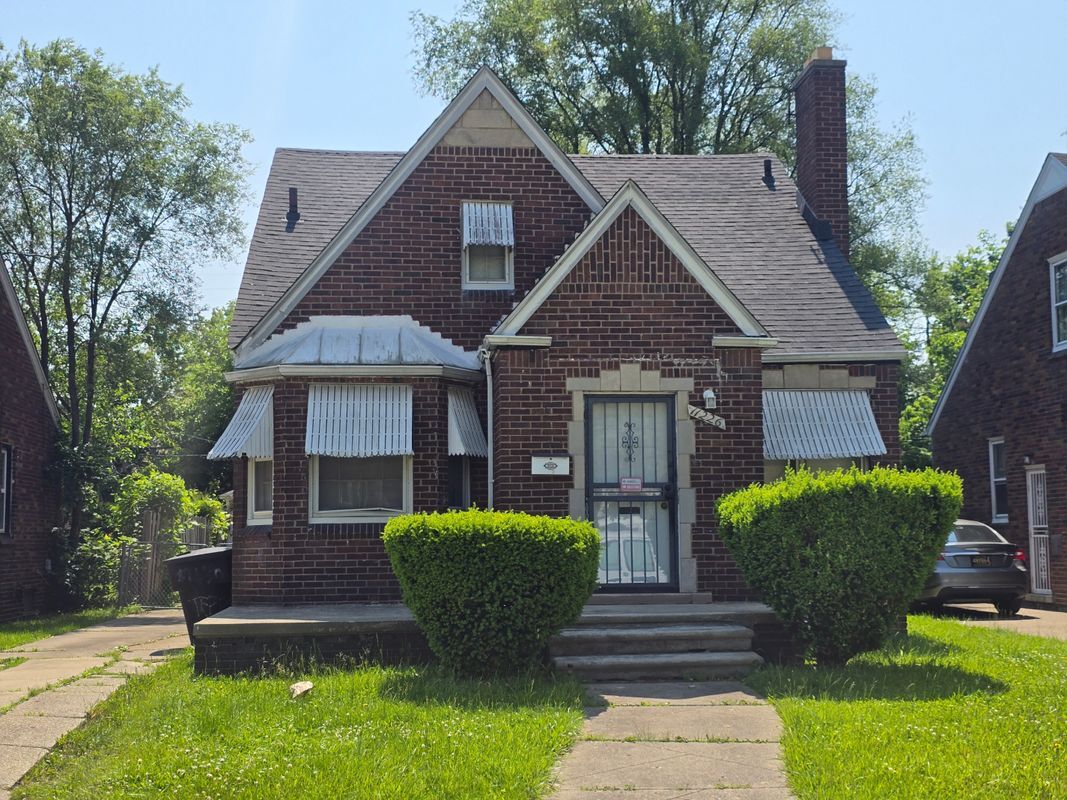Foto principal - 11226 Roxbury St