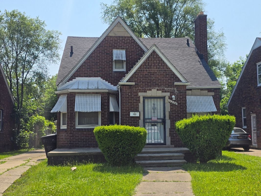 Primary Photo - 11226 Roxbury St