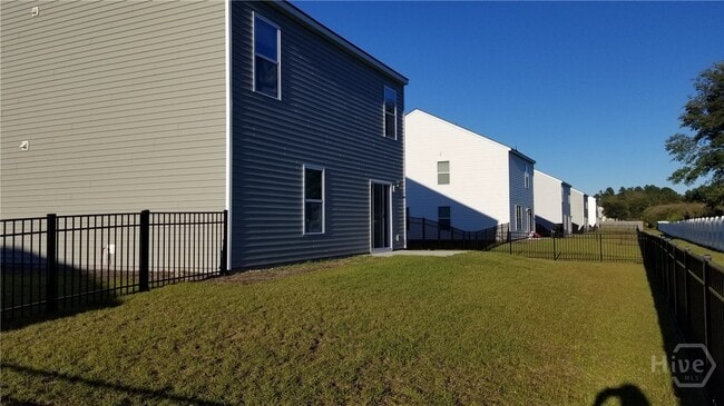 Building Photo - 402 Sea Breeze Dr