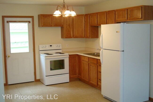 Building Photo - 2 br, 1 bath House - 807 West Sandusky Street