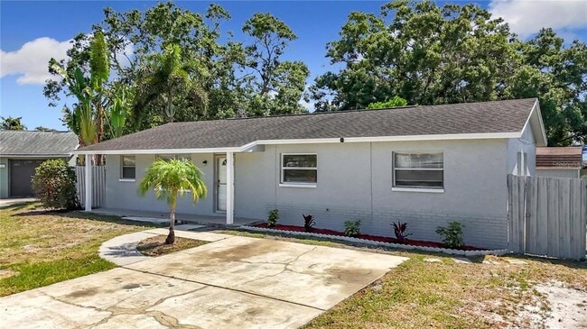 Building Photo - 8345 81st Ct N