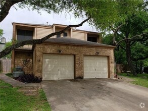 Building Photo - 8322 Greenslope Dr