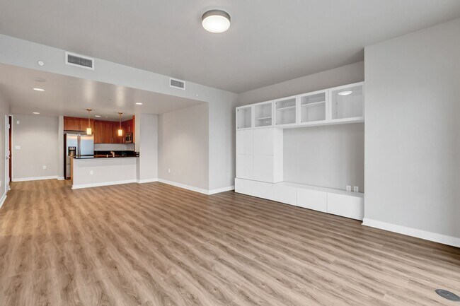 Foto del edificio - Gorgeous 1 Bedroom Condo for Rent at Axis ...
