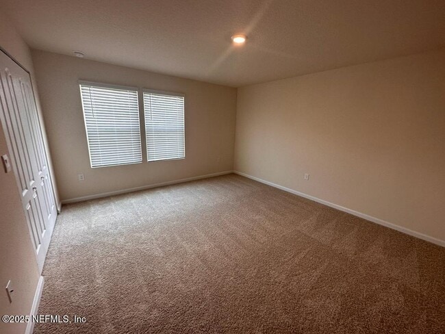 Foto del edificio - 272 Talulla Trl