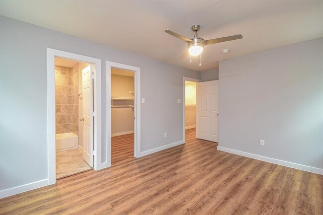 Foto del edificio - 6008 Wedgefield St