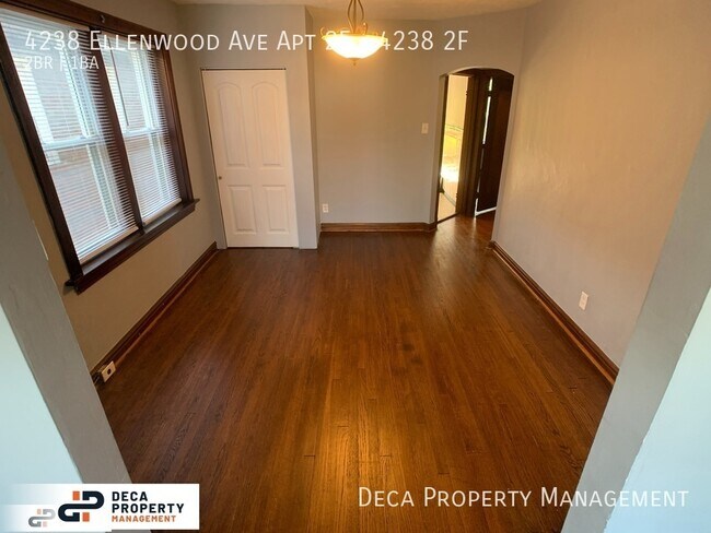 Foto del edificio - 2 Bedroom 1 Bathroom Apartment