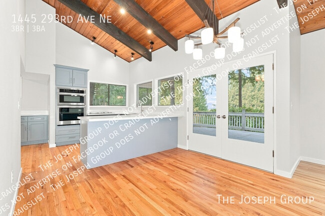 Building Photo - 1445 293rd Ave NE