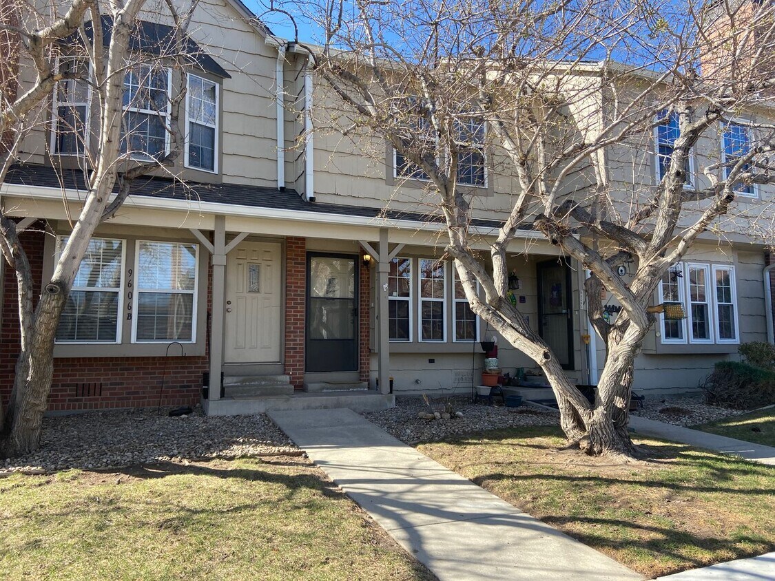 Nice 2 bedroom Townhome in Ken Caryl area of Littleton - Nice 2 bedroom Townhome in Ken Caryl area of Littleton