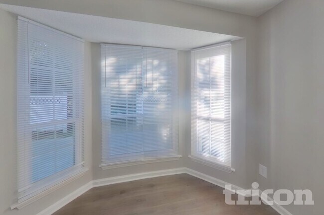 Foto del edificio - 10334 Creswell Ct