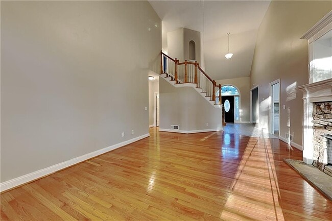Foto del edificio - 4020 Hogans Mill Ln
