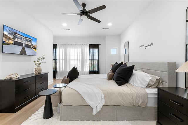 Building Photo - 1509 Barry Ave