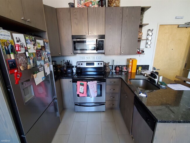 Building Photo - 1 br, 1 bath  - 460 Harrison Ave # U-365