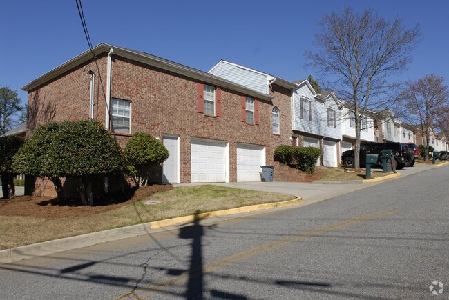 Building Photo - 909 N Tennessee St