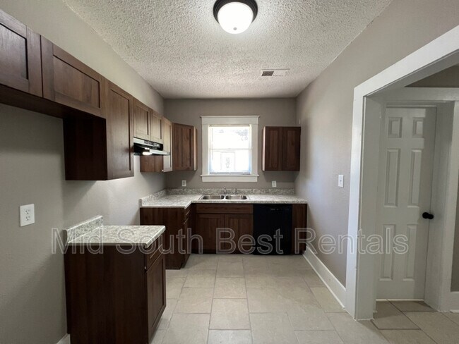 Foto del edificio - 1158 Beechwood Ave