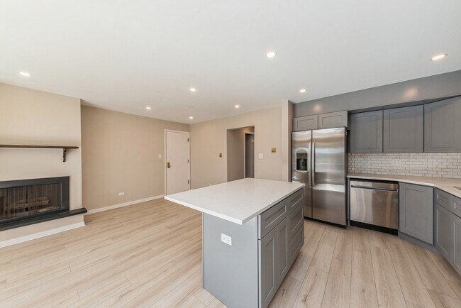 Foto del edificio - 751 S Dwyer Ave