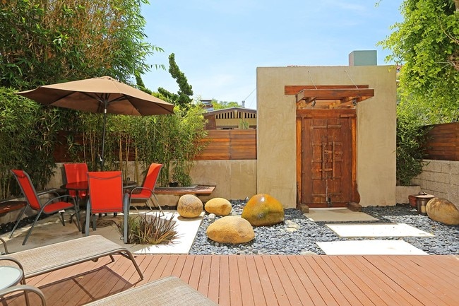 Zen Garden reverse view - 135 Vista Pl