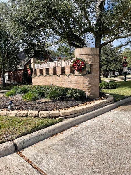 Foto del edificio - 609 Olde Oaks Dr
