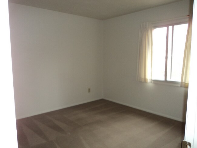 Building Photo - 104 Clinkscales Rd