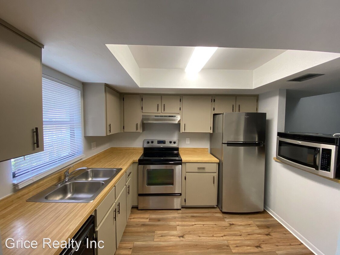 Primary Photo - 2 br, 2 bath House - 28130 Pine Haven Way #23