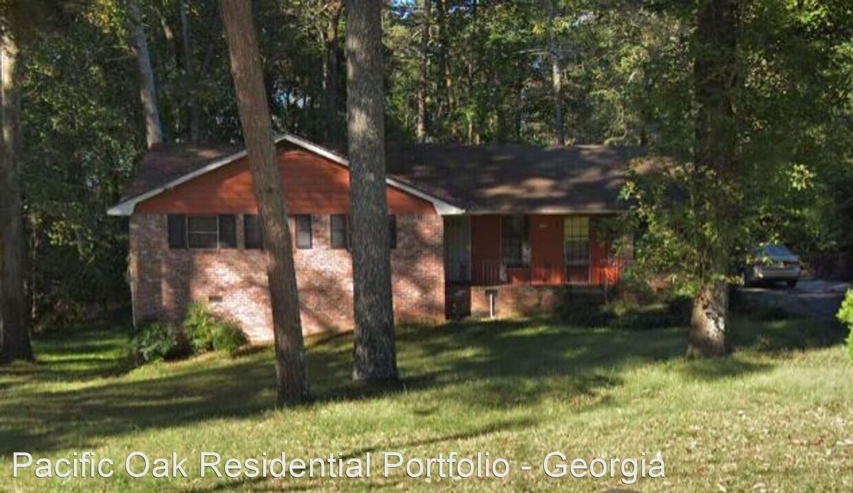 4 br, 2 bath House 2309 Clifton Springs Mnr House Rental in Decatur