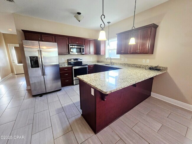 Building Photo - 138 Kaelyn Ln