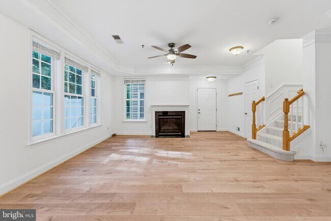 Building Photo - 7135 Mason Grove Ct