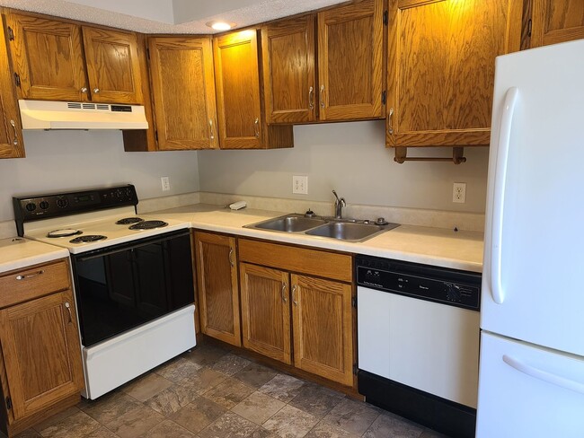 Building Photo - 309 Wesley Ave