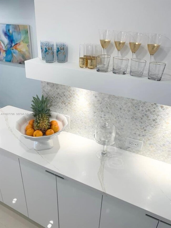 Foto del edificio - 3580 S Ocean Blvd