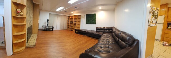 Foto del edificio - 1940 65th Ave