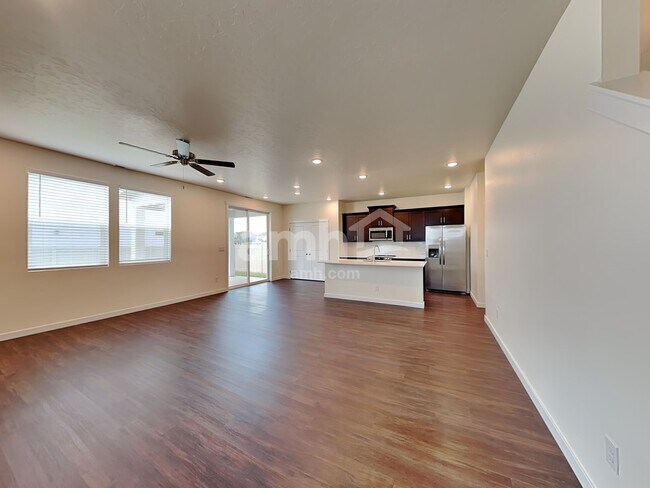 Building Photo - 9475 W Shumard St