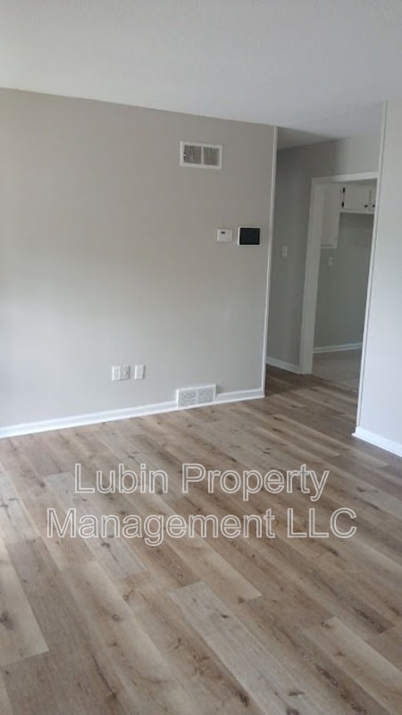 Photo - 5300 Beaverton Dr House