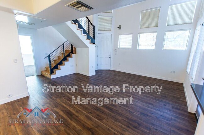 Foto del edificio - 1445 E Broadway Rd