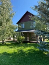 Building Photo - 823 Eagles Rest Dr