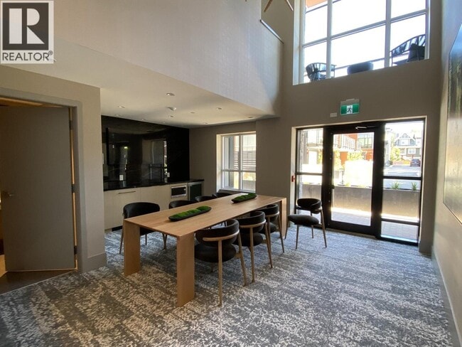 Building Photo - 5380 Crooked Br Rd