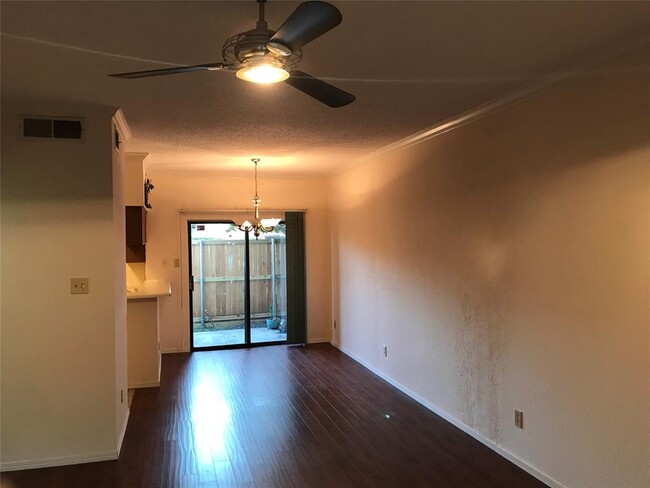 Building Photo - 11655 Audelia Rd