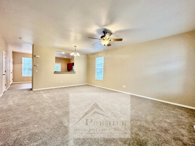 Foto del edificio - 7938 Sandy Springs Point