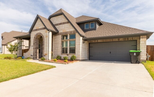 Building Photo - Gorgeous 4 bed, 3 bath home in Wild Ranch - with Community Lazy River!